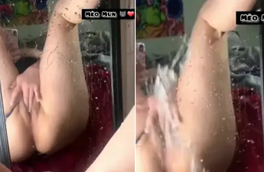 Aku Colmek Memek Sendiri Sampai Squirt Terus-Menerus Nikmatnya Bikin Gila Susah Ditahan